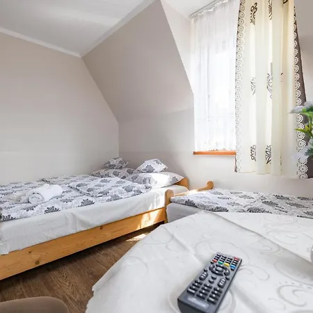 ベッド・アンド・ブレックファスト U Borzana ビャウィ・ドゥナイェツ